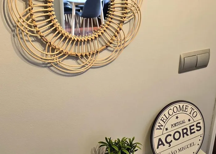 Seaty View * Понта-Делгада